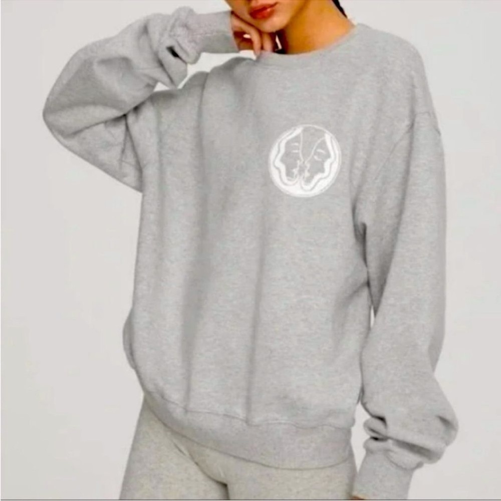 Good American Zodiac gray crewneck sweatshirt Gemini size 0 Small